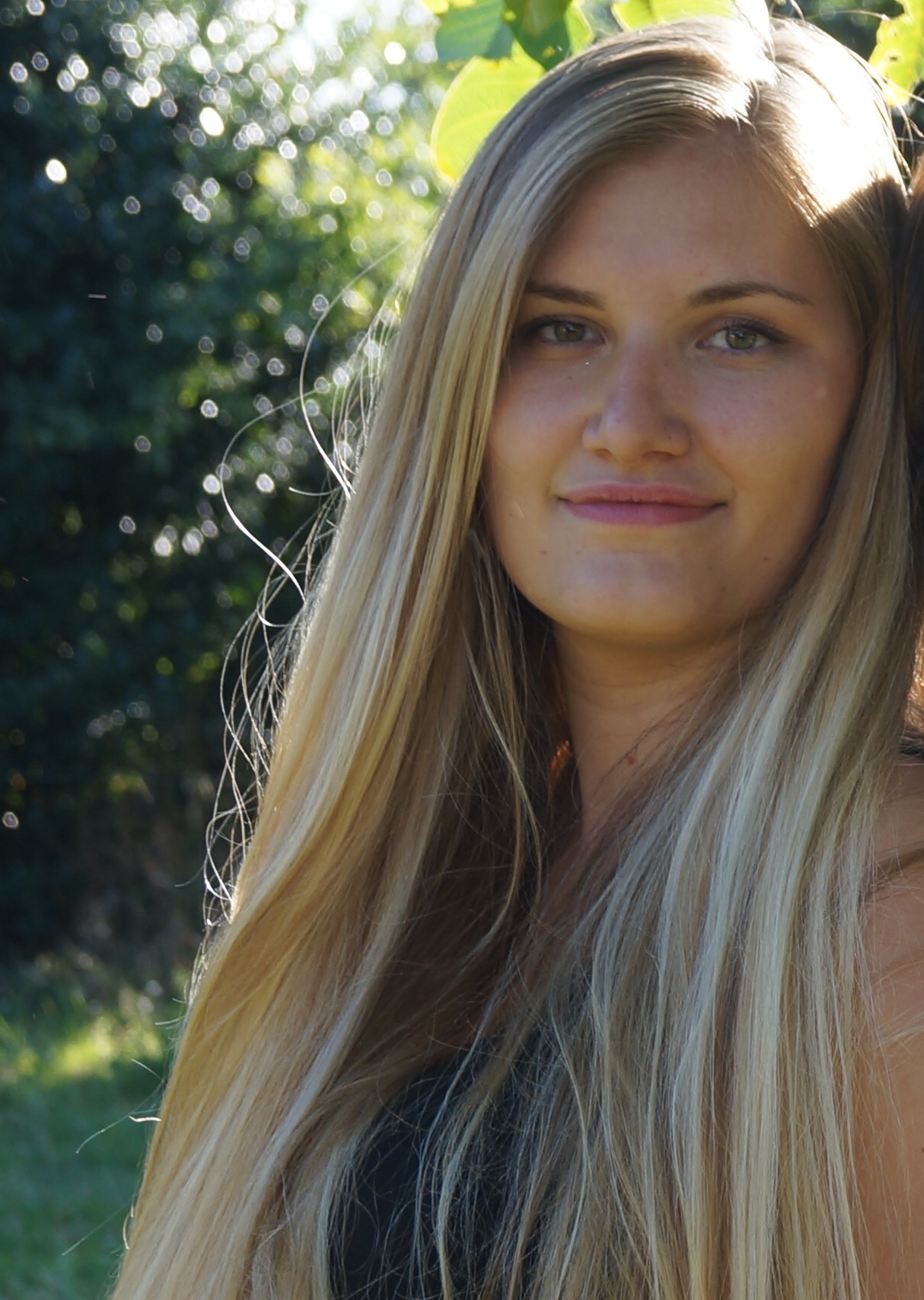 PERRINE CHARGEE DES RELATIONS ADHERENTS